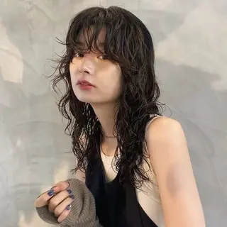 ミディアム パーマ RYU/レイヤー /透明感艶カラーのヘアスタイル