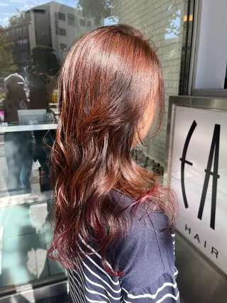 ロング カラー アートディレクター 尾内 友美のヘアスタイル