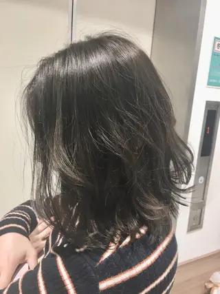 ミディアム カラー 店長 小池アキトのヘアスタイル