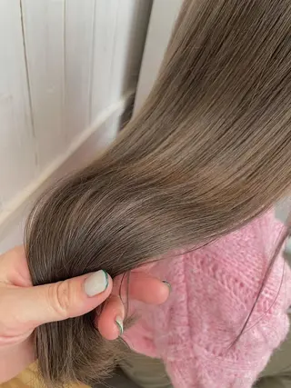 ロング ヘアアレンジ パーマ カラー ヘアケア特化型サロン newi 梅田のヘアスタイル