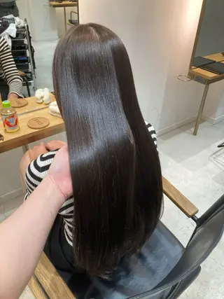 ロング 大岩 茉愉のヘアスタイル