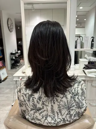 ミディアム Ash本八幡 🩵ྀི菊地のヘアスタイル