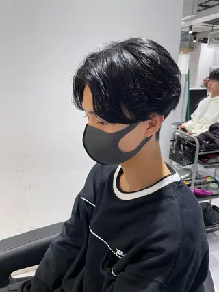 ショート カラー パーマ ヘアアレンジ メンズ キッズ ネイル マツエク・マツパ スパイキー/フェザー /波巻き/かいとのヘアスタイル
