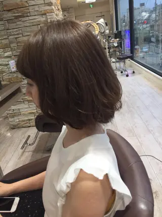 ショート カラー cherir髪質改善 パーソナルカラー診断のヘアスタイル