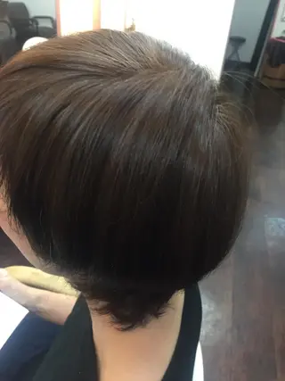 ショート カラー 桧山 真のヘアスタイル