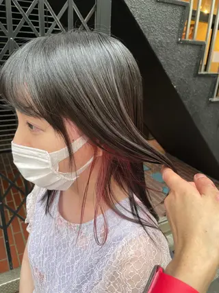 セミロング 断られる髪に答えを ♣️井上秀樹♠️のヘアスタイル