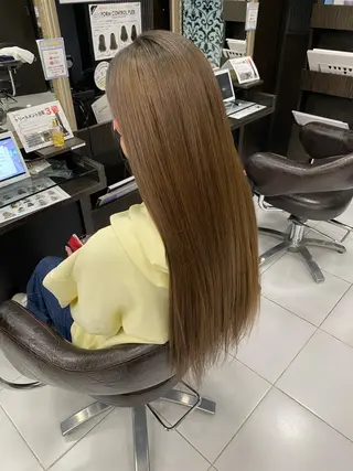 ロング カラー ホワイト系はお任せ /ブリーチ/店長岩崎のヘアスタイル