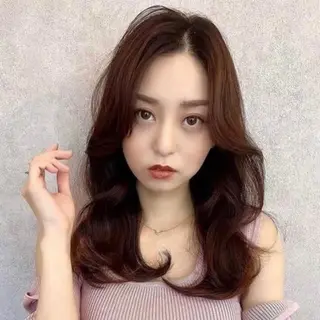 ロング 縮毛矯正・似合わせ タナカ レイヤのヘアスタイル