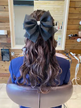 ロング ヘアアレンジ riho/ブリーチ/ デザインカラー/辻堂のヘアスタイル