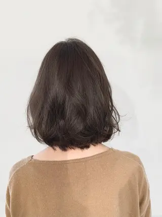 ミディアム カラー パーマ ヘアアレンジ 加藤 綾華のヘアスタイル