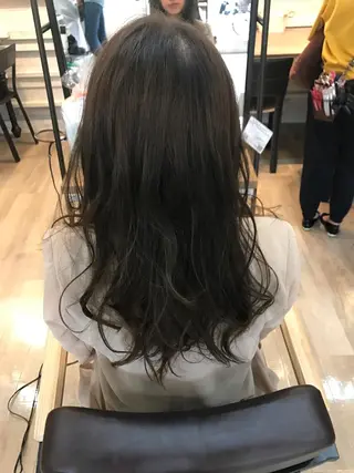 ロング カラー 伊藤 光成のヘアスタイル