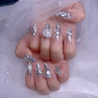 ネイル UMI ネイルサロン新宿🎀のネイルデザイン