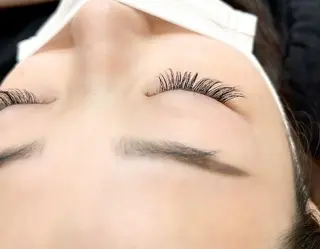 マツエク・マツパ Lilia (リーリア)のマツエク・マツパデザイン