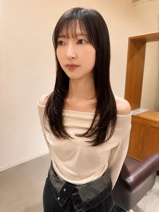 ロング 山中 萌花のヘアスタイル