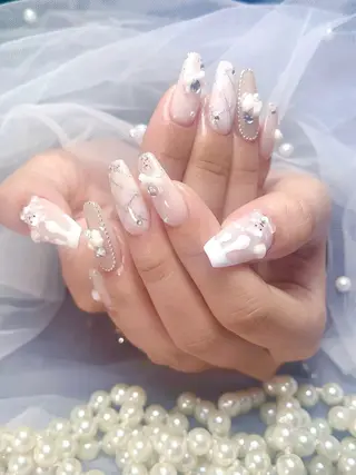 ネイル KiKO 🌻ひまわりサロンのネイルデザイン