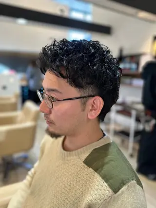 ショート パーマ 仲間 一貴のヘアスタイル