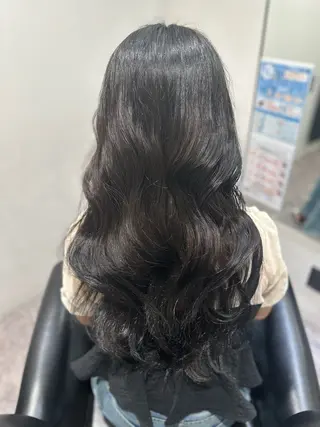 ロング カラー 平田 七海のヘアスタイル