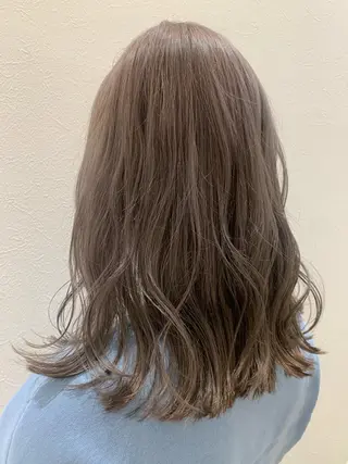 ミディアム カラー hub hair レイヤー/透明感のヘアスタイル
