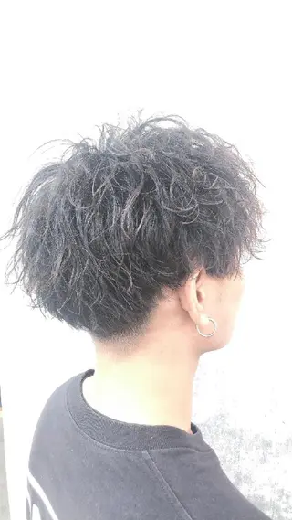メンズ パーマ ショート 前之園 ひかるのヘアスタイル