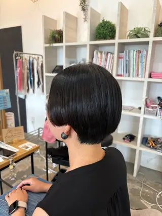 ショート 新畑 京子のヘアスタイル