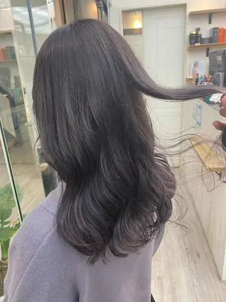 セミロング カラー ☀️透明感color KURO☀️のヘアスタイル