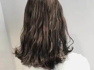 ミディアム カラー パーマ ヘアアレンジ 【mokuオーナー】 ちはるのヘアスタイル
