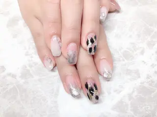 ネイル マジック ミラーのネイルデザイン