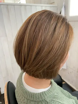 ミディアム 紙屋 隼人のヘアスタイル