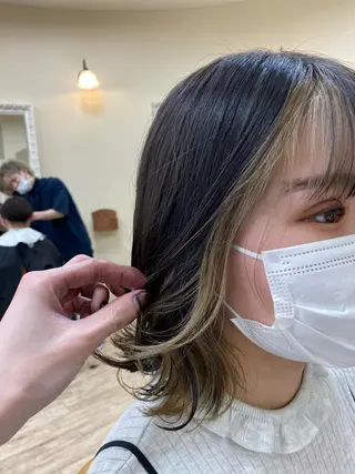 カラー SALOWIN栄 高須大貴のヘアスタイル