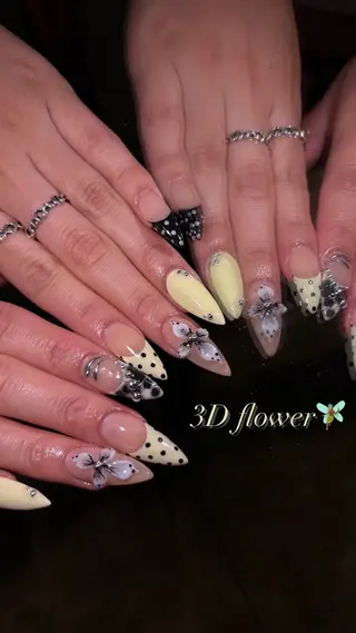 ミディアム SEINA_ NAIL🐈‍⬛💗のネイルデザイン