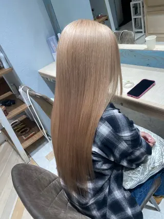 ロング カラー あさひ/透明感 ／ハイトーンのヘアスタイル