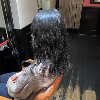 パーマ スズキ リコのヘアスタイル