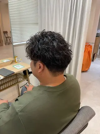 メンズ ✨透明感カラー✨ 🌈艶カラー🌈のヘアスタイル