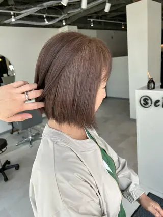 ミディアム カラー ヘアアレンジ 白髪ぼかしハイライト 柳川拓哉のヘアスタイル