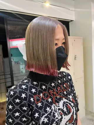 ショート カラー ハイトーンを育てる ブリーチカラー/牧原のヘアスタイル