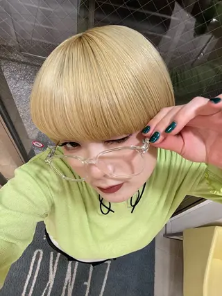 カラー まるやま ひなこ/艶髪カラーのヘアスタイル