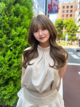 ロング カラー 透明感カラー✨🩵 韓国ヘアkanatoのヘアスタイル