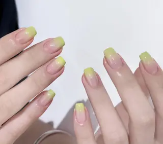 ネイル Pure&Rich Nailのネイルデザイン