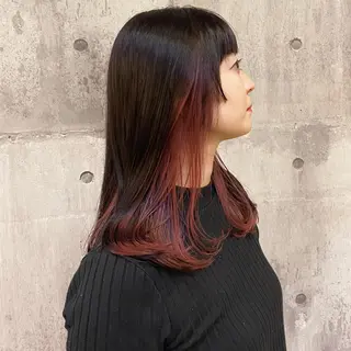 ロング カラー 比嘉 陽のヘアスタイル