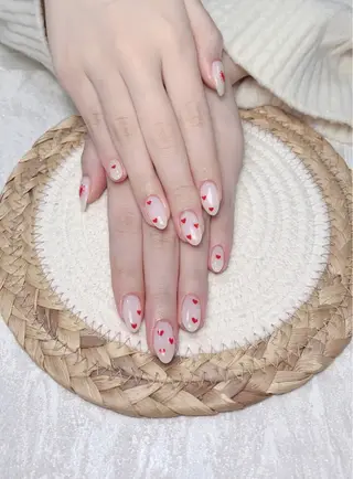 ネイル uu ネイルサロン関内🌼のネイルデザイン