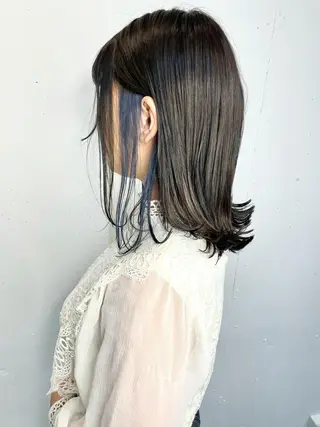 ミディアム 久保田 千尋のヘアスタイル
