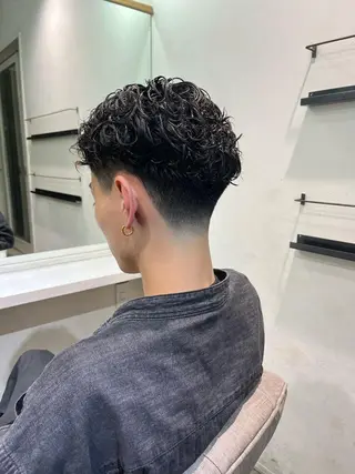 ショート カラー パーマ メンズ アイブロウ 京都駅メンズカット/ パーマ/Keigoのヘアスタイル