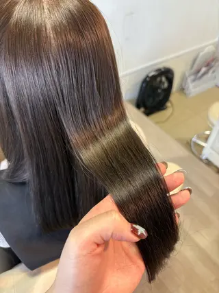 ミディアム カラー eMuエミュ‪ ¨̮⃝ayakaのヘアスタイル