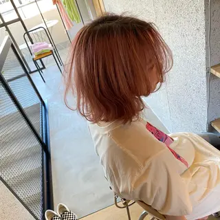 ミディアム カラー ブリーチカラーが人気 onnuのヘアスタイル