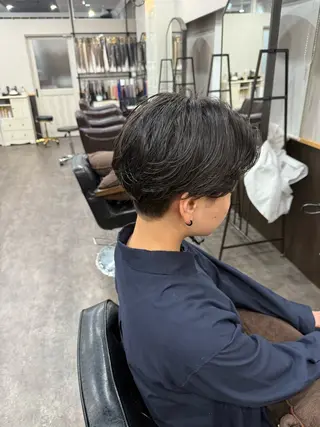 パーマ 艶カラー✨️派手髪 🦄renのヘアスタイル