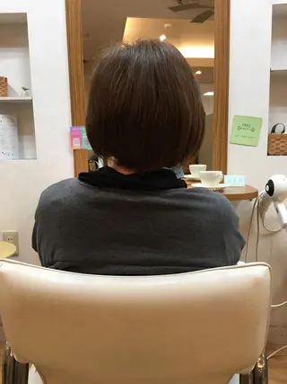 カラー 「学生向けストレート パーマ」　湯浅　貴子のヘアスタイル