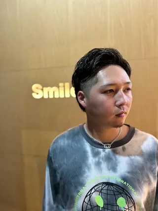 ショート メンズ フェードとパーマ特化 小池 魔裟斗のヘアスタイル