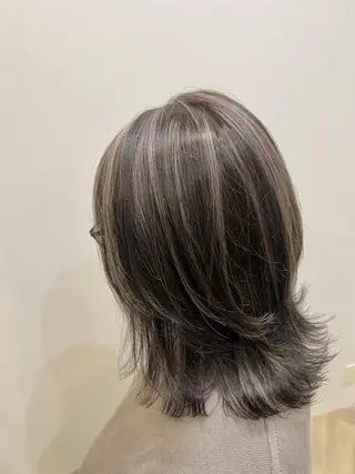 ミディアム fiti 港南台店のヘアスタイル