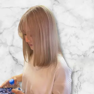 セミロング プルシールエクステ/ ハイトーン/ブリーチのヘアスタイル