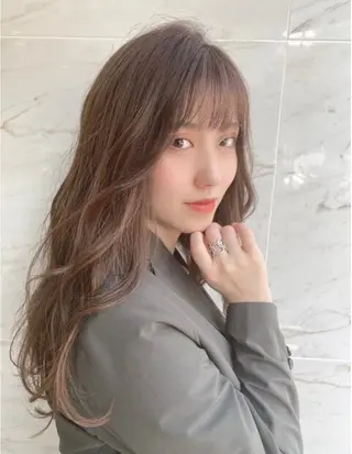 ロング 梶 久菜乃のヘアスタイル